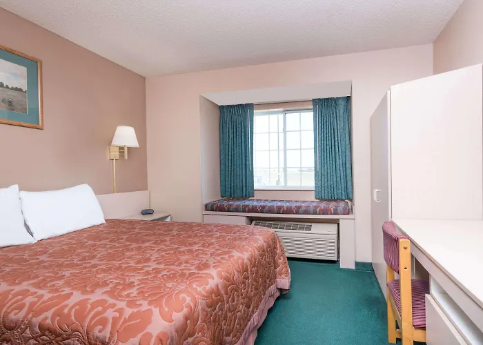 Western Red River Nd Hotel Fargo