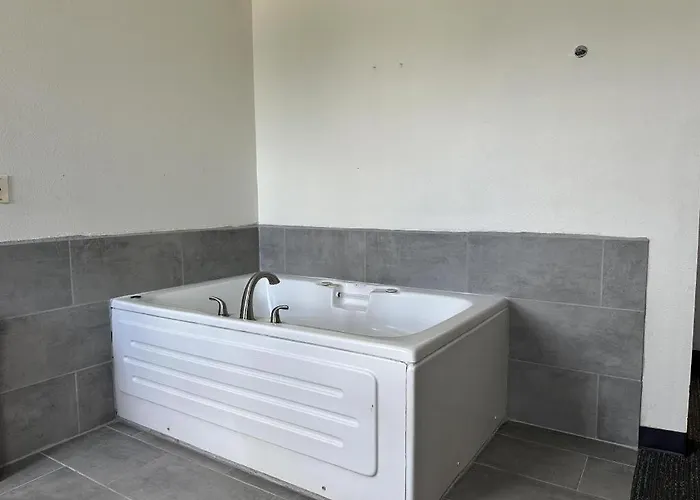 Western Red River Nd 3*