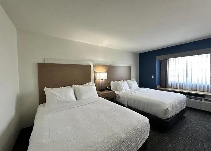 Hotel Western Red River Nd Fargo